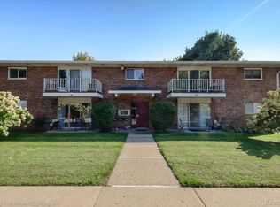 15046 Fairfield St, Livonia, MI