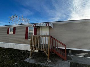 3510 N 9th St #261, Carter Lake, IA 51510