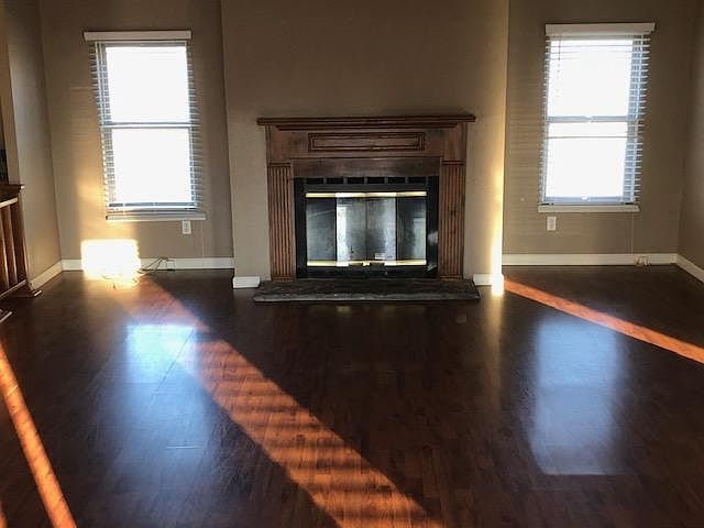 2nd image of 38160 Fife Ln