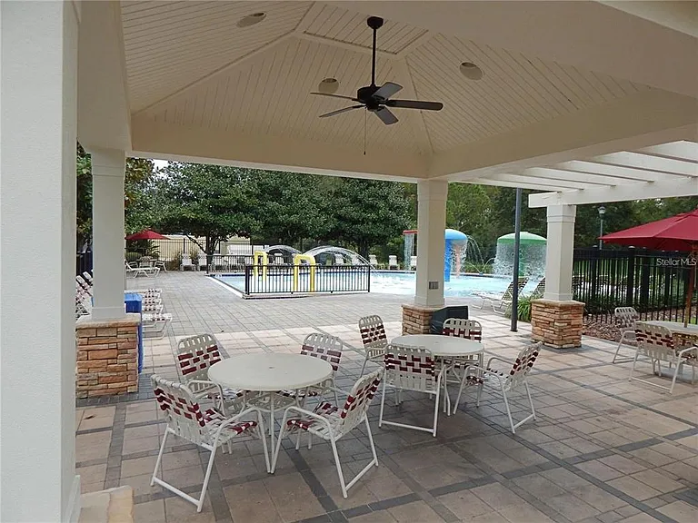 5925 Sandhill Ridge Dr — Photo 33