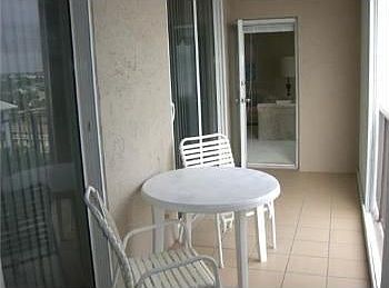 5th image of 800 SE 20th Ave APT 903