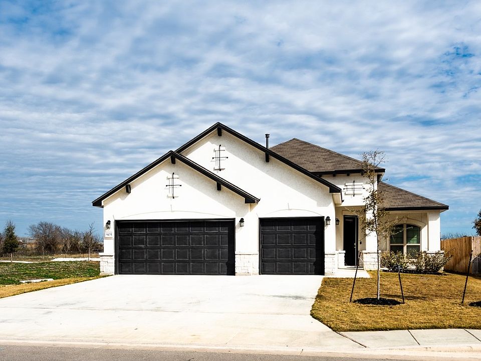 2nd image of 905 Willowbrook