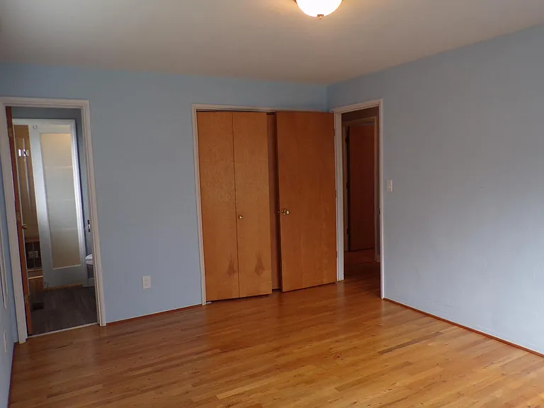 2740 NW Stewart St — Photo 13