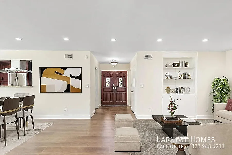 Beautifully Remodeled 3-Bedroom West Hills Home with Private Backyard — Photo 4