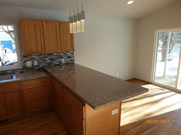 4th image of 1712 E Mallon Ave