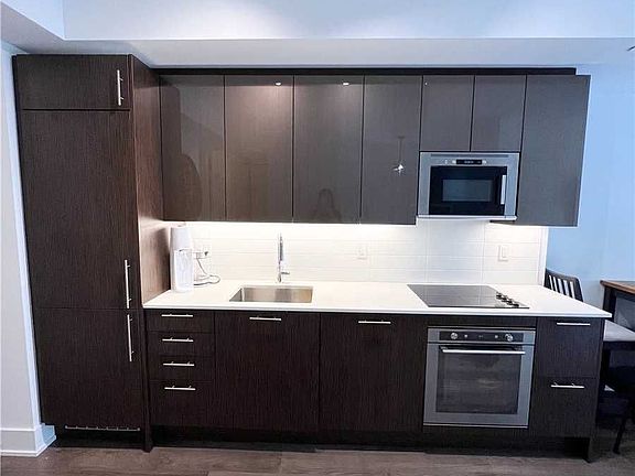 4th image of 403 Church St #515