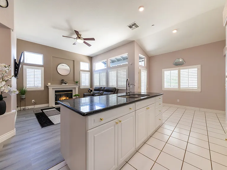 11857 Saint Andrews Pl — Photo 10