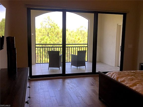 2nd image of 2763 Tiburon Blvd #301