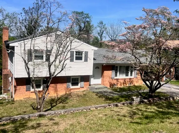 2521 Lakeview Dr NW, Roanoke, VA 24017