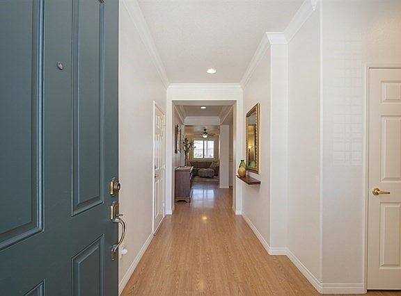3rd image of 921 Glendora Dr