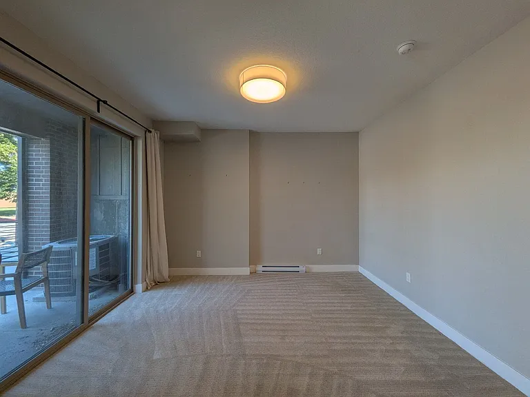 5009 S Prince Pl — Photo 5