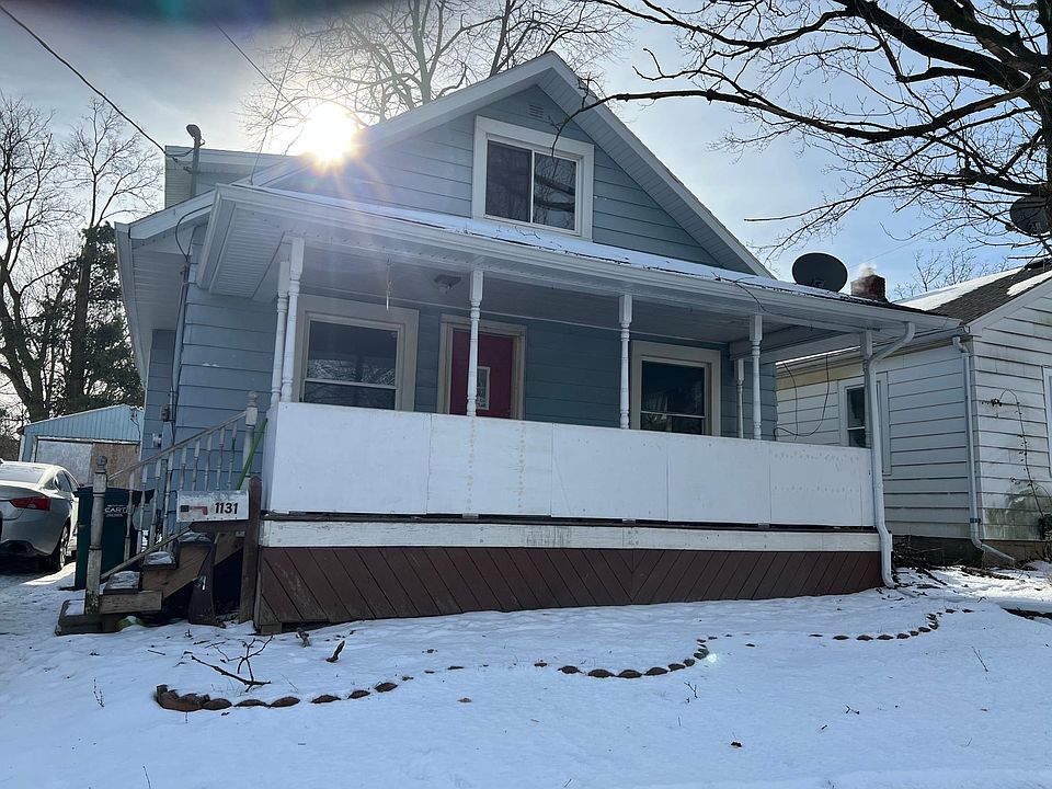 1st image of 1131 W Willow St