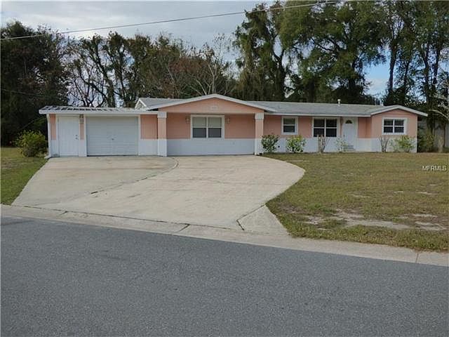 2nd image of 2025 Live Oak Dr
