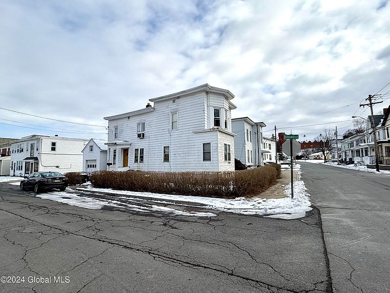 4th image of 110 Florida Avenue