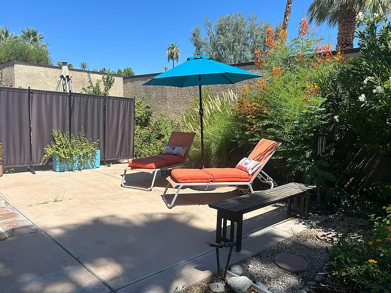 Catalina Way — Photo 16