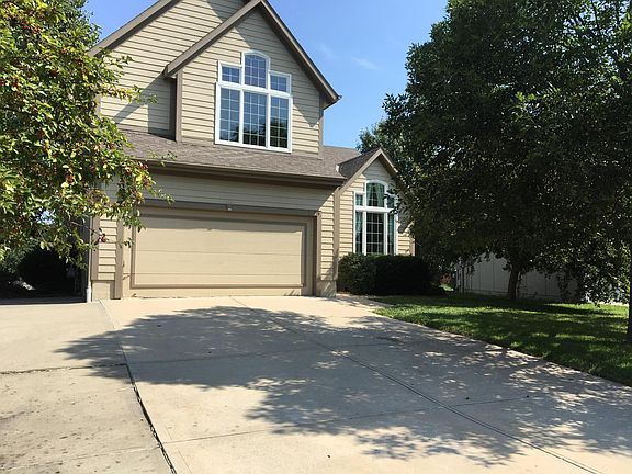 3rd image of 21716 W 52nd St