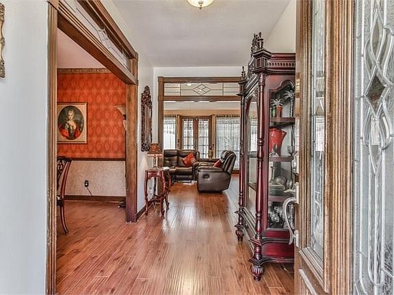 3rd image of 6415 Willgus Trail Ln