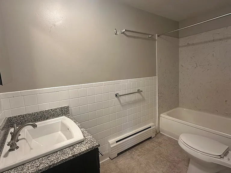 Flats at DeBoer Park — Photo 5