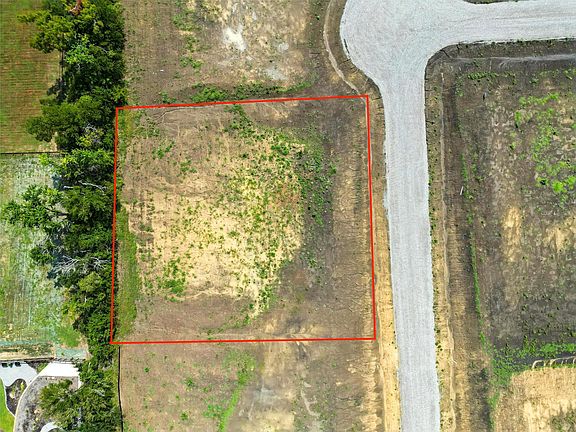 3rd image of Lydia Ln