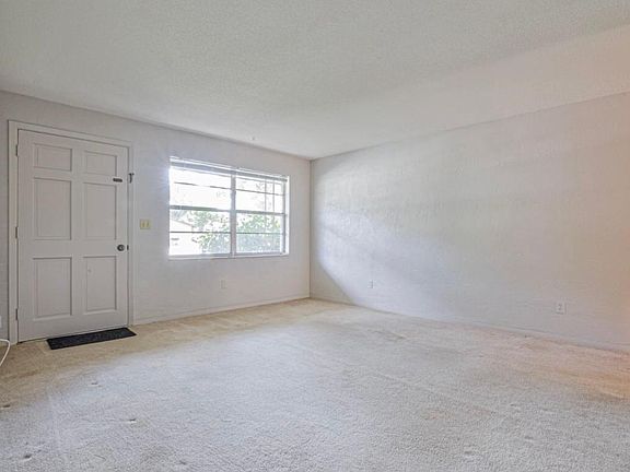 5th image of 5120 Taylor Ave APT C