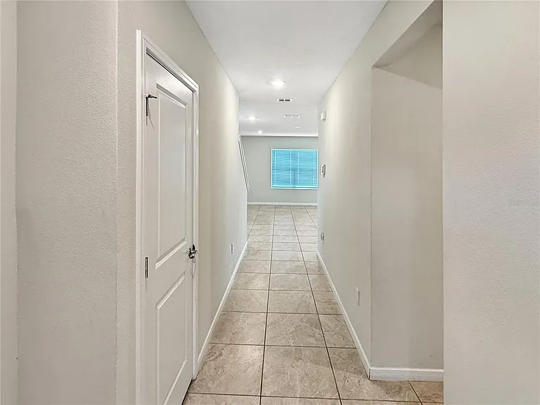 5012 Blue Hammock Ct — Photo 4