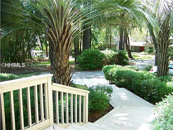 3rd image of 18 Governors Ln