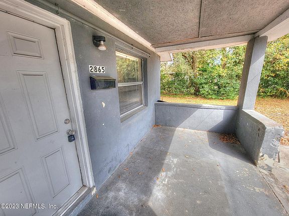 2nd image of 2863 W 6TH Street