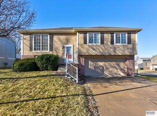 6718 N 110th Ave, Omaha, NE 68164