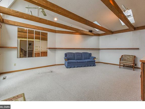 3rd image of 1026 Grant Cir S