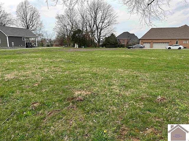 2nd image of 101 Crossfield Dr