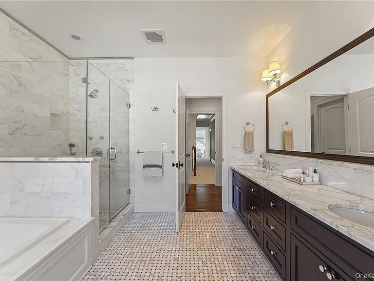 81 Spier Rd — Photo 15