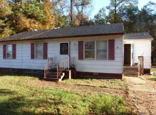 565 Wyatts Mill Rd, Jarratt, VA 23867