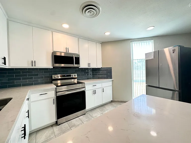 200 Camino Norte — Photo 11