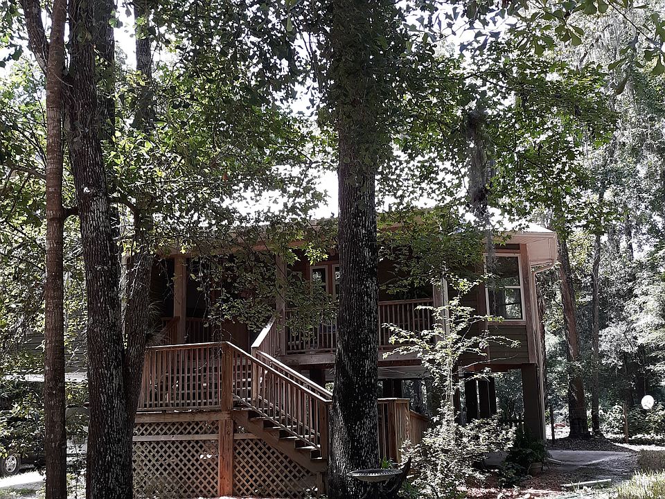 Front of house from street