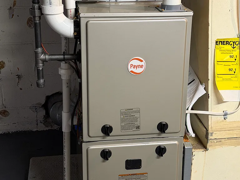 Brand new high efficiency furnace.