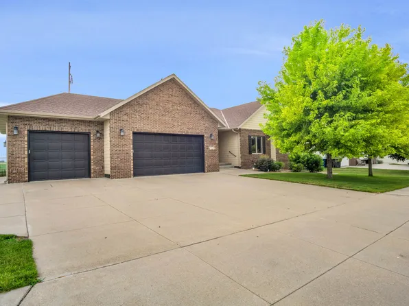 4608 29th Ave, Kearney, NE 68845