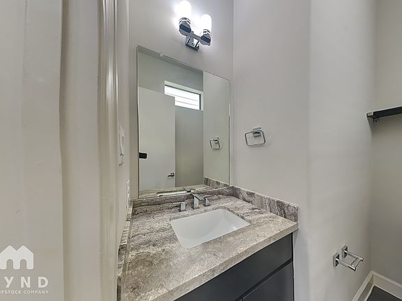 5th image of 5309 Inker St