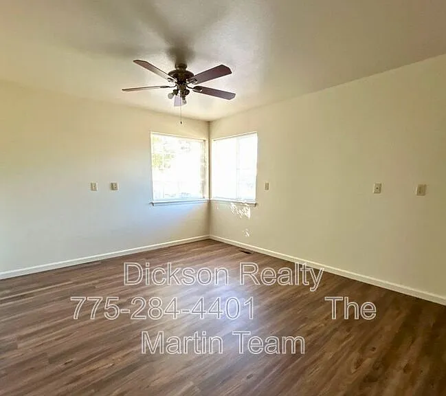 1227 Green Valley Dr — Photo 15