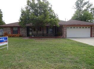 908 Primrose Dr, Duncan, OK 73533