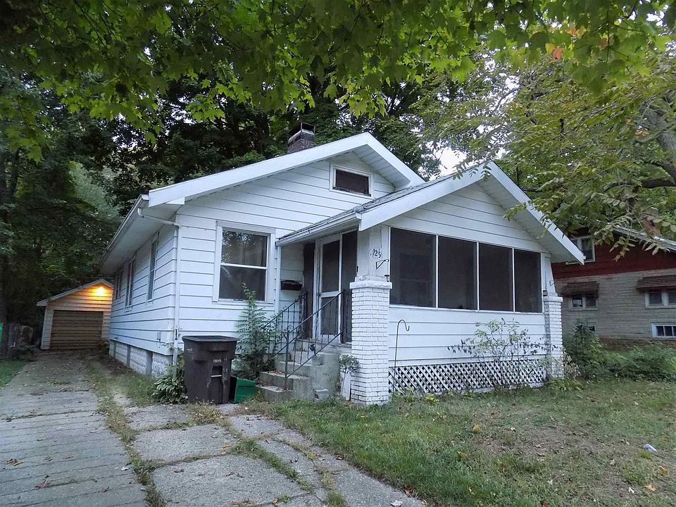 1st image of 125 S Michigan St