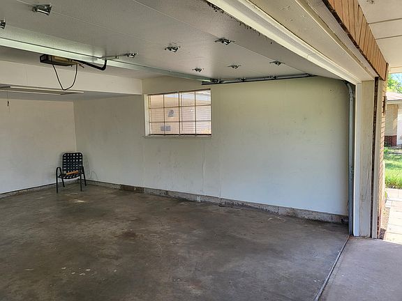 5th image of 4353 SE 12th St