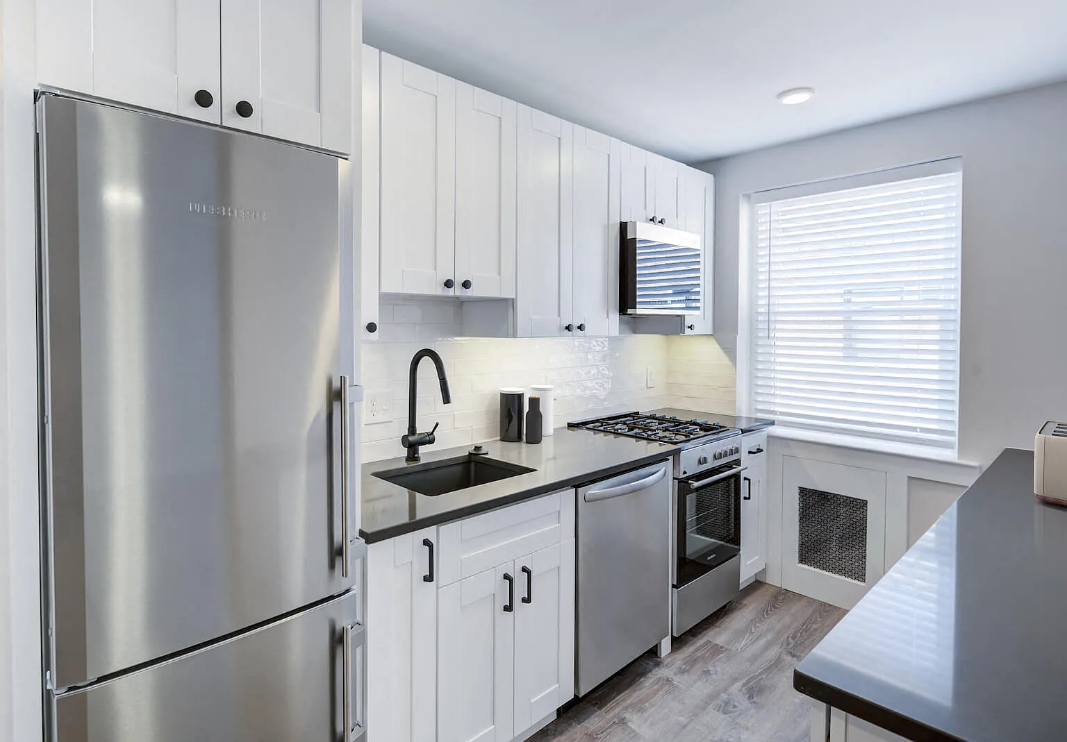 The Parkwest Apartments — Photo 3