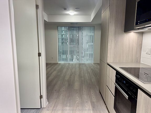 2nd image of 400 King St W #1009