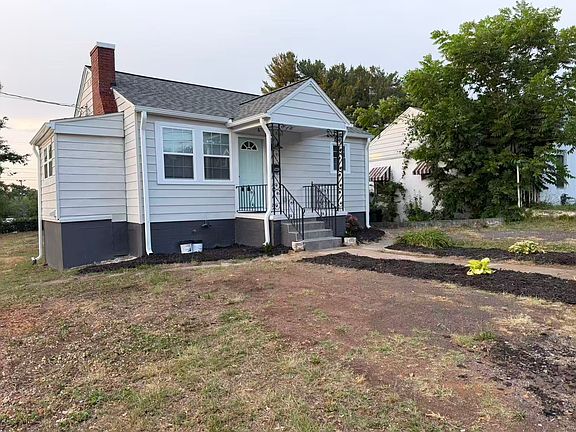 2nd image of 751 W 26th St