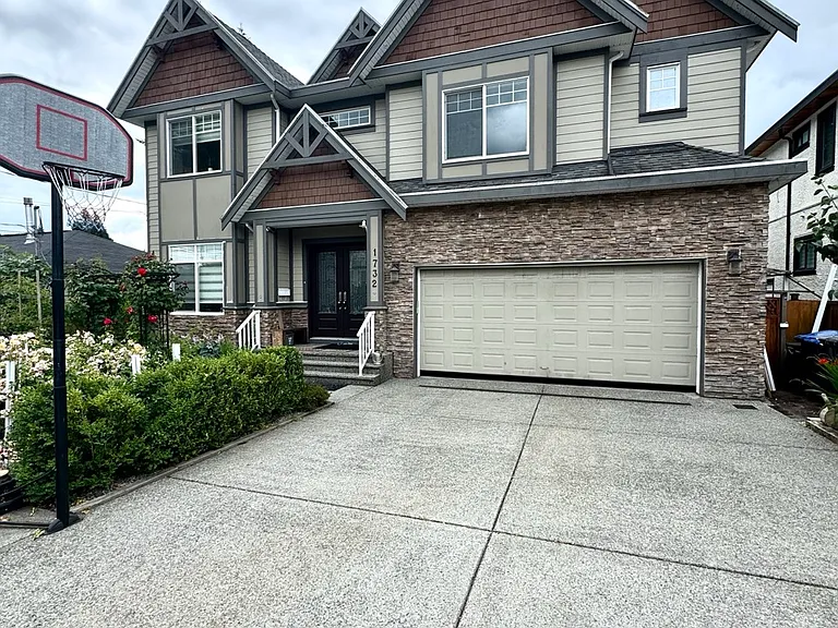 1732 Manning Ave — Photo 1