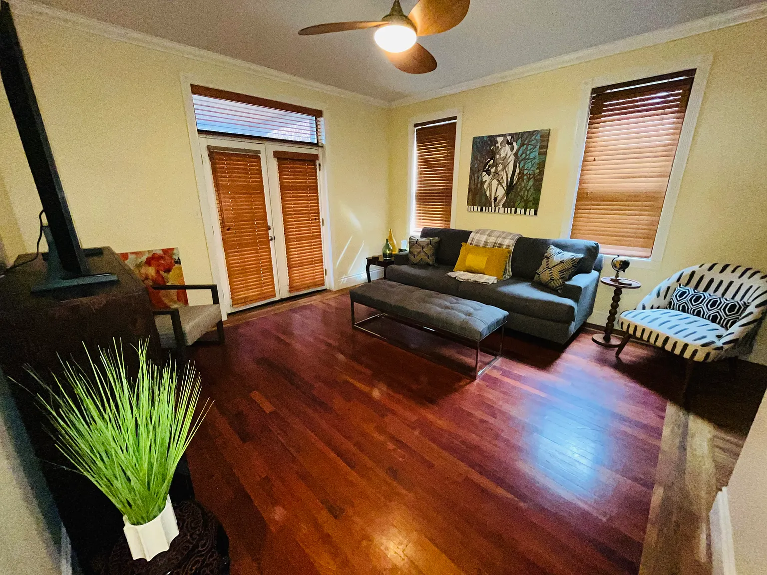 3 bed, 1300 sqft, $810 — Photo 3