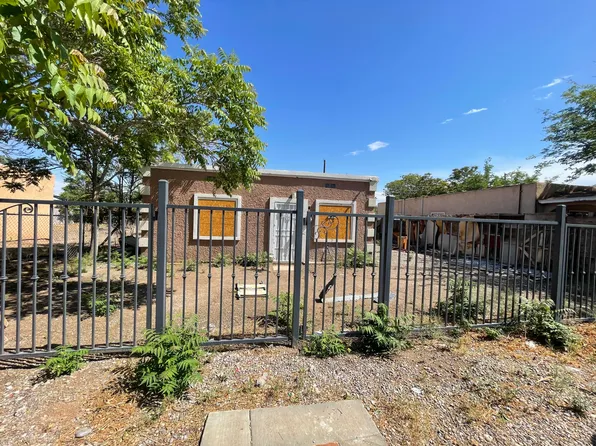 3209 Cypress Cir SW, Albuquerque, NM 87105