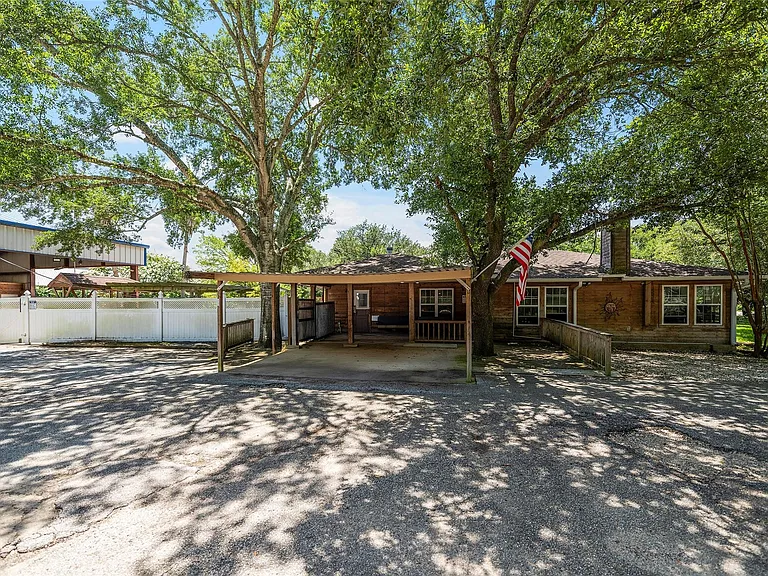 18718 Vickers Rd — Photo 35