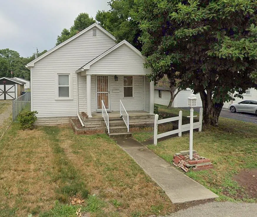 567 Orange St photo 1