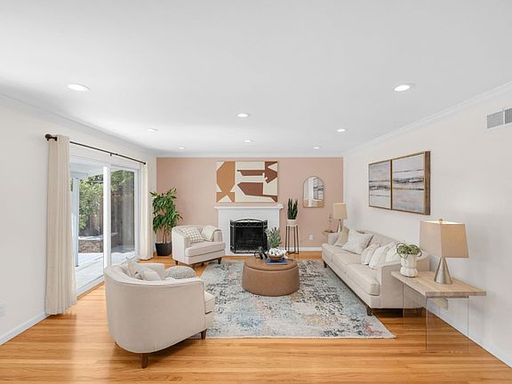 2nd image of 837 Nectarine Ave